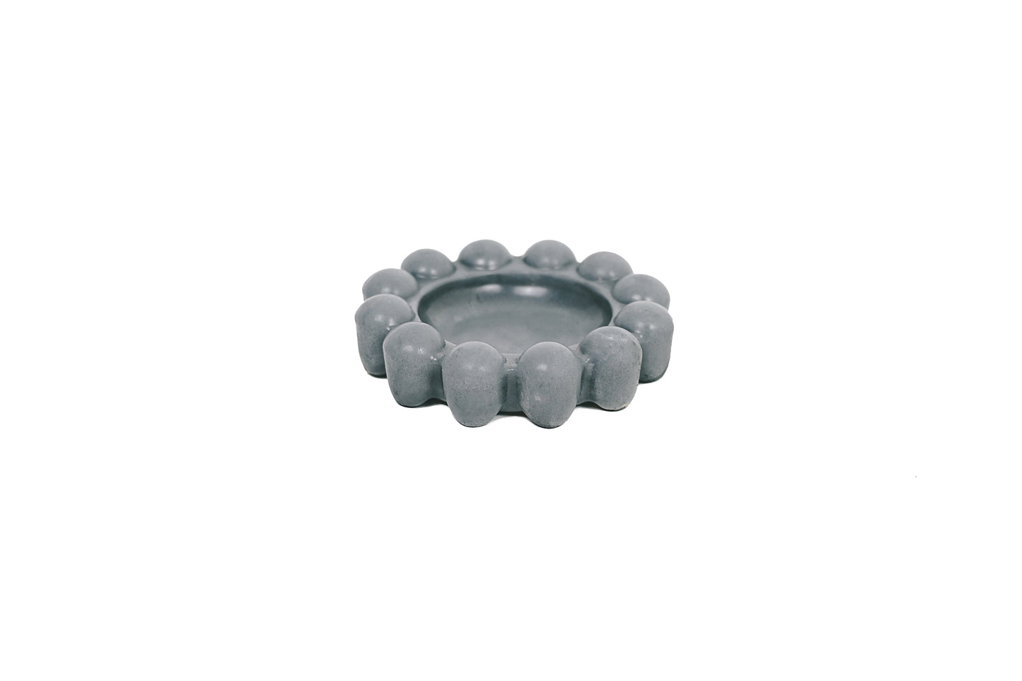 Huma | Concrete ashtray
