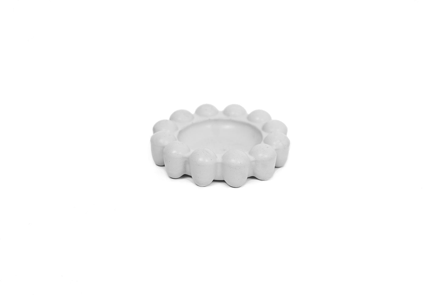 Huma | Concrete ashtray